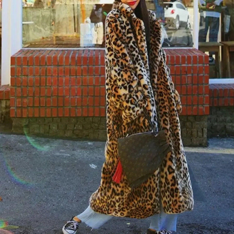 Manteau fourrure léopard