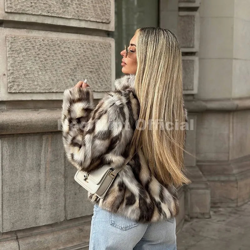 Manteau court fourrure