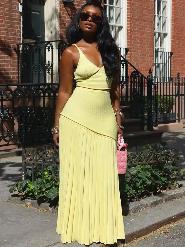 Crop Top et Jupe Longue Plissée