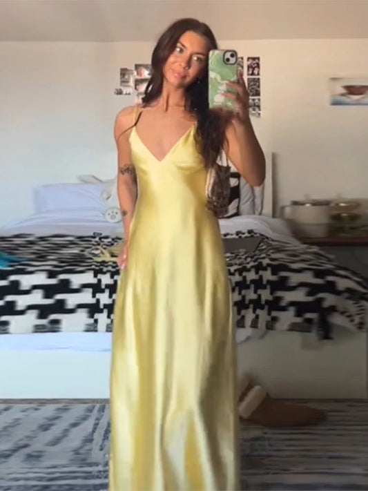Robe Longue Jaune Satin Dos Nu Élégante