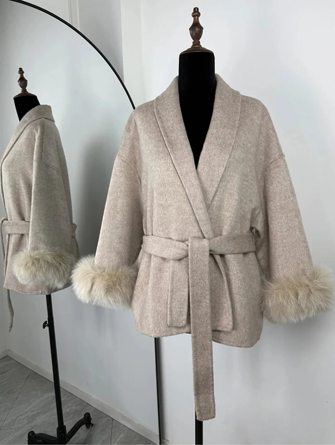 Manteau Chic à Revers en Peluche avec Ceinture